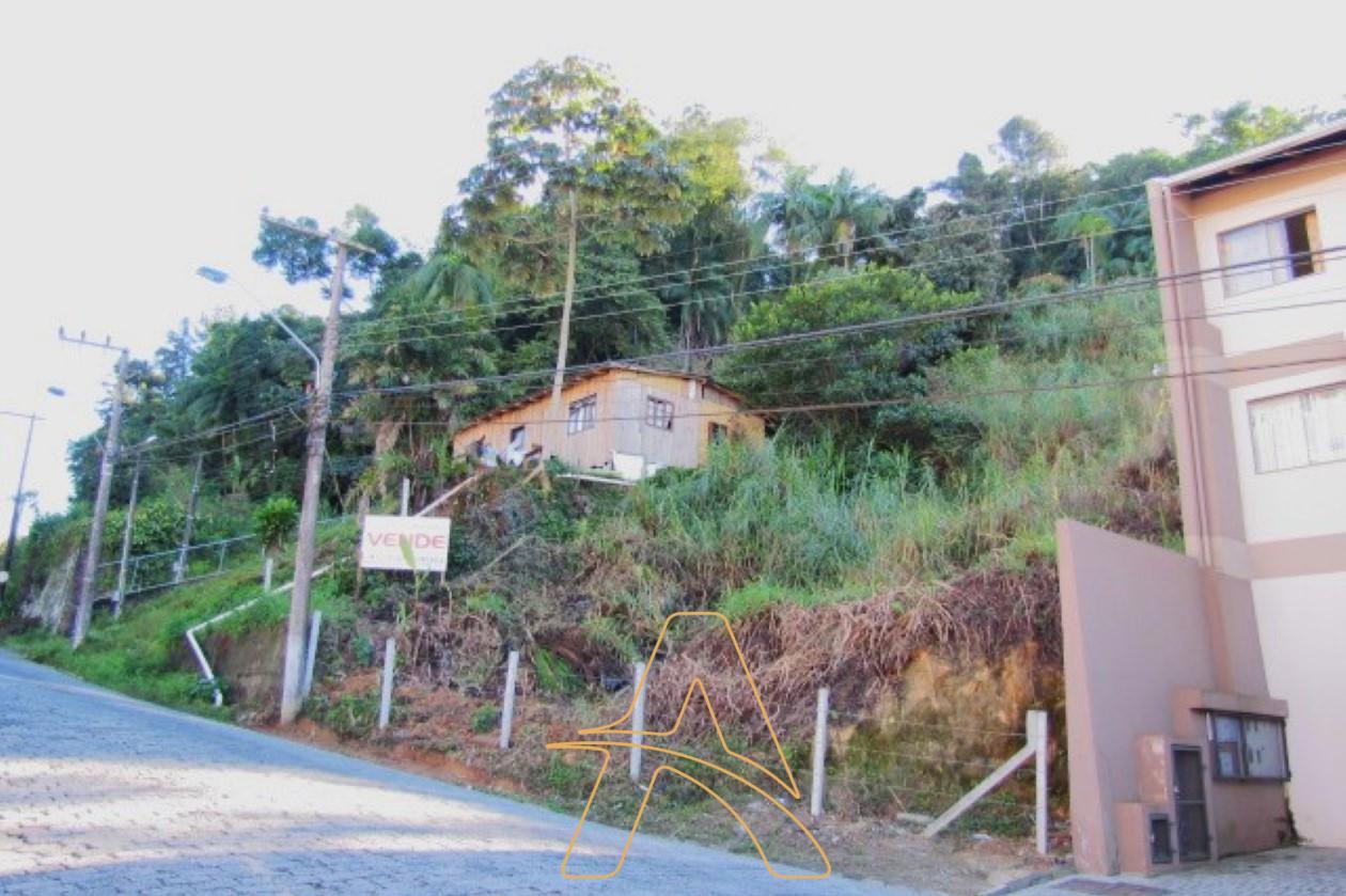 Terreno com 2.712,00m no Bairro Itoupava Seca em Blumenau - foto 1