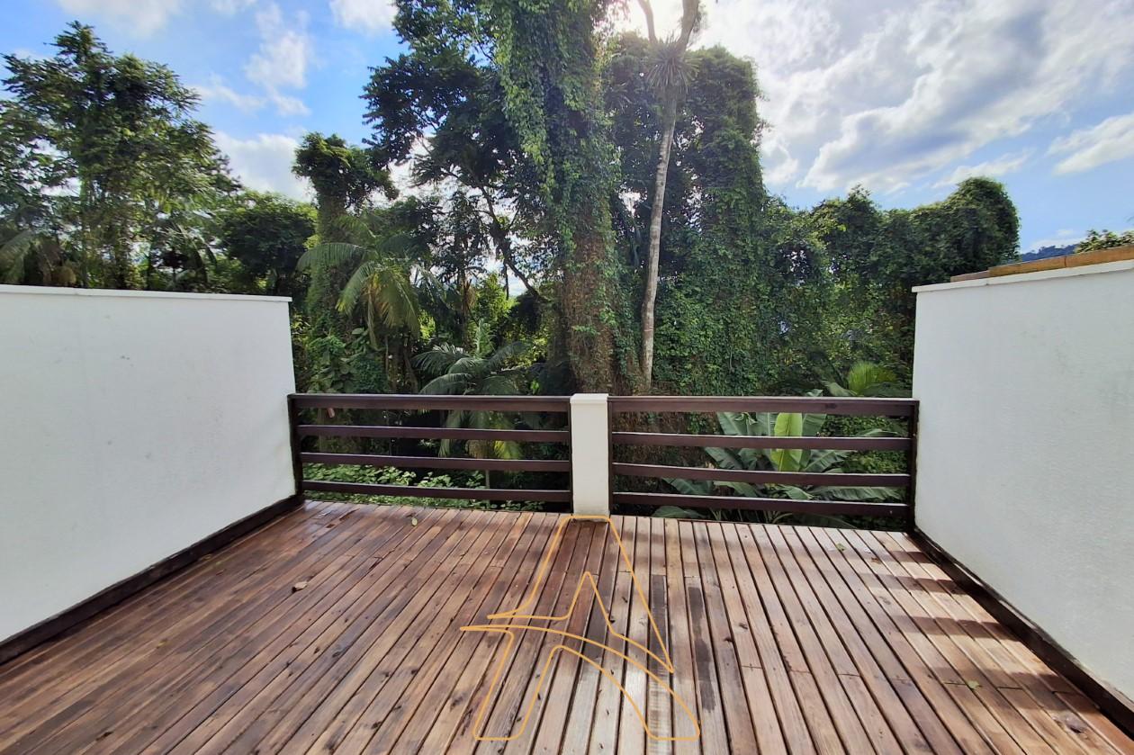 Triplex com 02 suítes no bairro Salto do Norte em Blumenau/ SC - foto 1