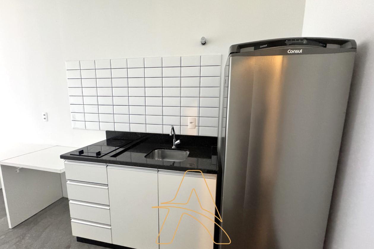 Apartamento Mobiliado com 1 Dormitório no Bairro Água Verde — foto 2