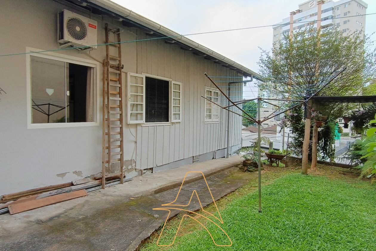 Amplo Terreno com Casa Edificada á Venda no Bairro Itoupava Seca — foto 5